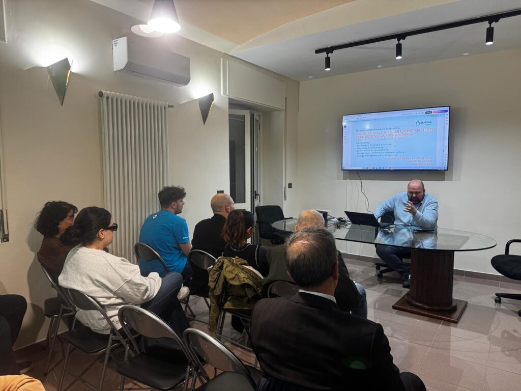 WhatsApp Image 2025-10-28 at 12.12.34 (26)